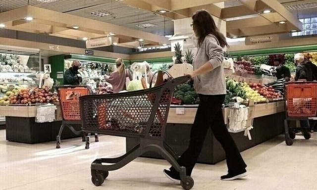 Eurostat: Στο 2,4% ο πληθωρισμός στην Ελλάδα τον Iούνιο - Mειωμένος σε σχέση με πέρυσι