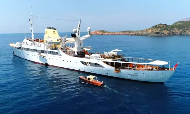 H θρυλική «Χριστίνα» του Ωνάση βγαίνει στο... σφυρί: Το τεράστιο ποσό που πωλείται (vid)