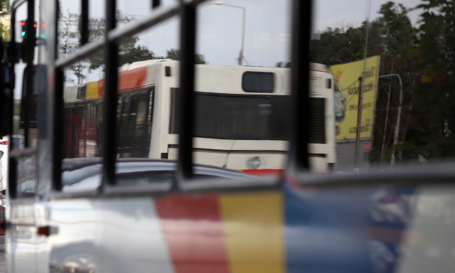Θεσσαλονίκη: Άνδρας έσπασε τζάμι αστικού λεωφορείου μετά από καυγά με τον οδηγό - Μία σύλληψη