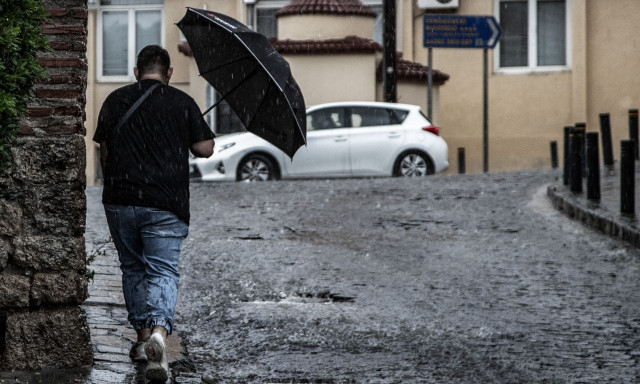 Καιρός: Μυρίζει... μπαρούτι μετά τις 27 Οκτωβρίου - Η πρόβλεψη του Θεοφάνη Χατζηγρίβα