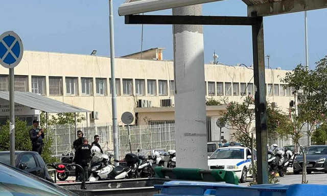 Φυλακές Κορυδαλλού: Αυτοκτόνησε 22χρονη κρατούμενη - Χειροπέδες σε δυο υπαλλήλους