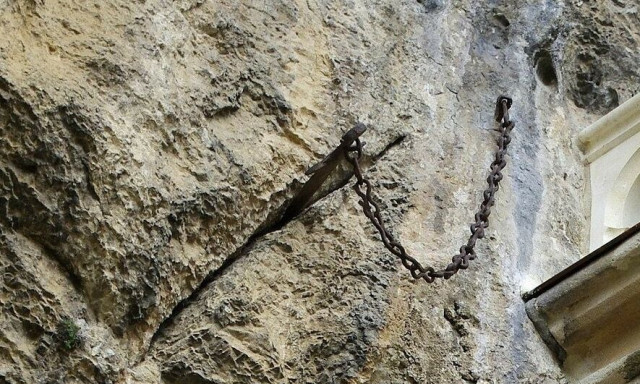 Μύθοι και θρύλοι έγιναν καπνός: Εξαφανίστηκε το γαλλικό «Εξκάλιμπερ»