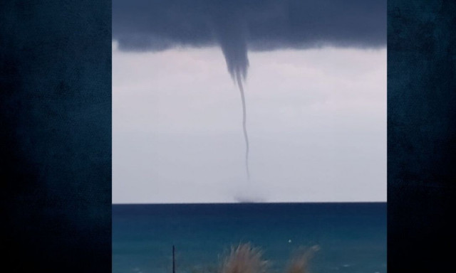 Χαλκιδική: Σπάνιο φαινόμενο Υδροστρόβιλου στη Σάρτη