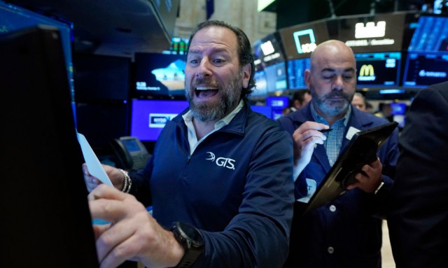 Επιφυλακτικότητα στη Wal Street – Οι ρυθμίσεις Τραμπ στο επίκεντρο των επενδυτών