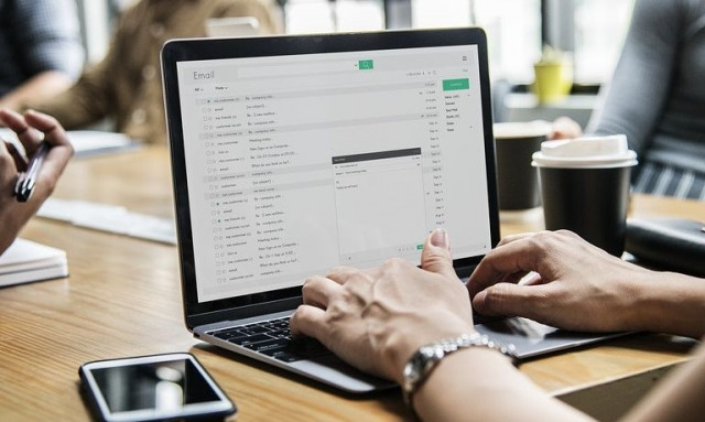 Το χαρτόσημο γίνεται Ψηφιακό Τέλος Συναλλαγής - Τι αλλάζει και ποιους αφορά