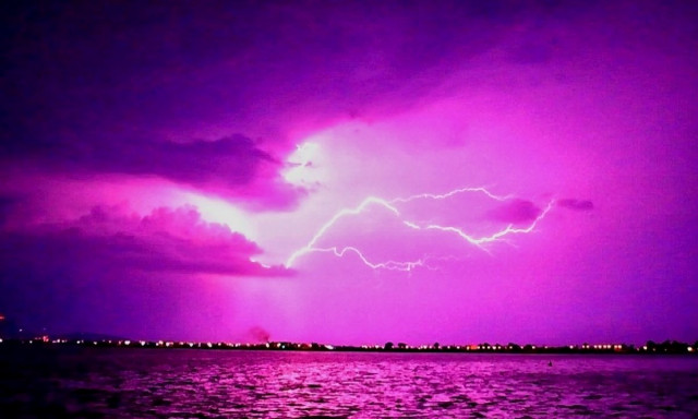 Έκτακτο Δελτίο ΕΜΥ: Καταιγίδες, κεραυνοί και χαλάζι σε πολλές περιοχές - Πού χρειάζεται προσοχή