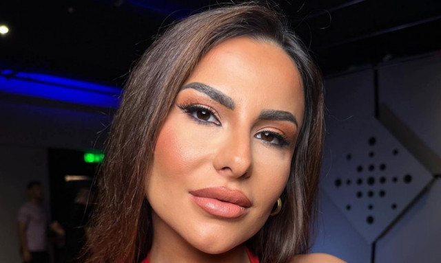 Ηλιάννα Ζέρβα: Κάνει την… επανάσταση με το νέο της medley!