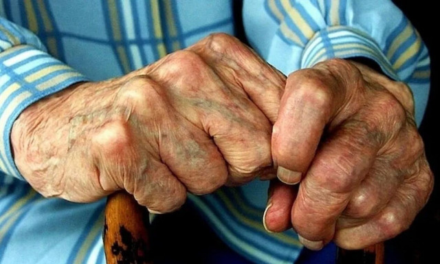 Θεσσαλονίκη: Νεκρός ο 82χρονος που ξυλοκοπήθηκε άγρια από τον γιό του