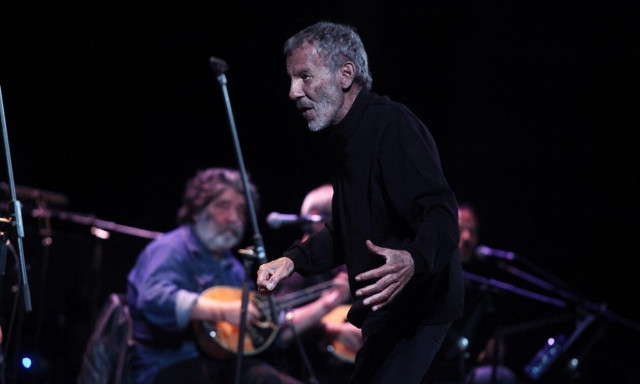 Σταύρος Ξαρχάκος: Τα αγαπημένα του τραγούδια στο θέατρο Αλσος