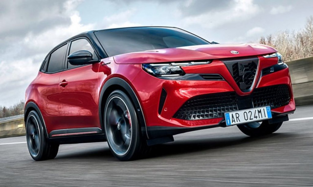 Alfa Romeo: Διαθέσιμη για παραγγελίες η Junior. Πόσο κοστίζει;