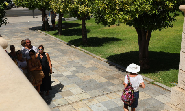 Καιρός – Καλλιάνος: Επιστρέφουν τα 40άρια, ενισχύονται τα μελτέμια