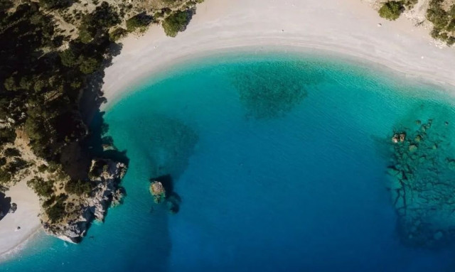 Ένα ελληνικό νησί ανάμεσα στους 24 πιο υποτιμημένους ταξιδιωτικούς προορισμούς του κόσμου