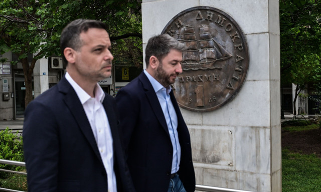 Θρίλερ οι εκλογές στο ΠΑΣΟΚ: Μπροστά ο Ανδρουλάκης - Δεύτερος ο Δούκας