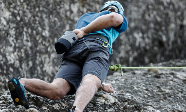 Ανησυχία στην Καστοριά: Εγκλωβισμένοι δύο αναρριχητές σε δύσβατο μονοπάτι