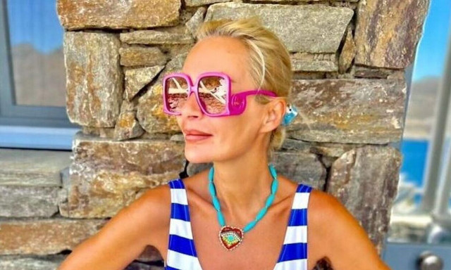 Έλενα Χριστοπούλου: Νέα αποκαλυπτική ανάρτηση - Ποζάρει γυμνή στα Κουφονήσια