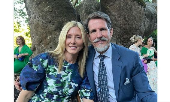 Παύλος Γλύξμπουργκ και Μαρί Σαντάλ: Στο Πήλιο για κοσμικό γάμο - Δείτε φωτογραφίες