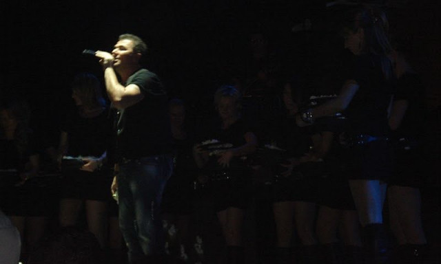 Sold out η πρώτη συναυλία του Αντώνη Ρέμου μετά την έρευνα για φοροδιαφυγή