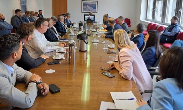 Ο Μπελέρης συμμετείχε στην πρώτη συνάντηση των Ελλήνων ευρωβουλευτών στις Βρυξέλλες