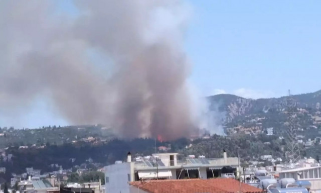 Πάτρα: Μεγάλη φωτιά στο Γηροκομείο - Δόθηκε εντολή για εκκένωση, ήχησε το 112