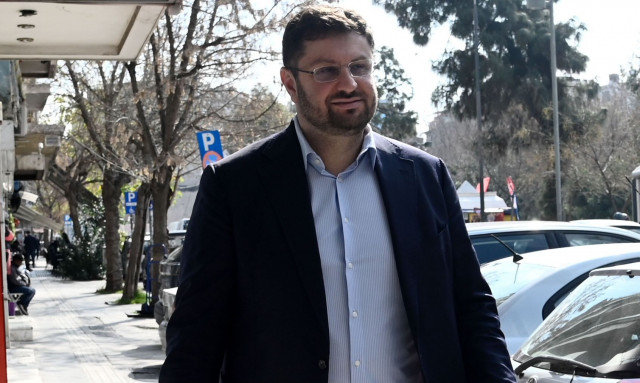 Κώστας Ζαχαριάδης για τρολ στον ΣΥΡΙΖΑ: Να πάρουν και καμιά ανάσα