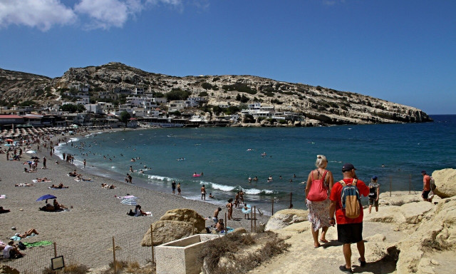 Ακρίβεια: «Φωτιά και λάβρα» το κόστος των διακοπών - Λιγότερες ημέρες επιλέγουν οι ταξιδιώτες