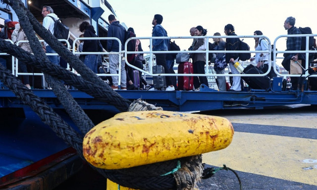 Αναπληρωτές εκπαιδευτικοί: Εκπτώσεις σε ακτοπλοϊκά και αεροπορικά εισιτήρια