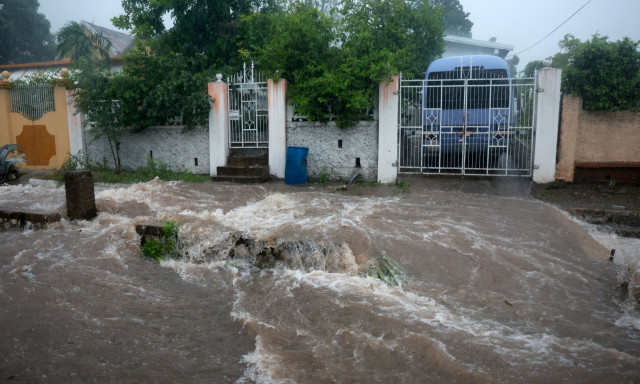 ΗΠΑ: Τουλάχιστον 8 νεκροί από τον κυκλώνα Μπέριλ - Σε κατάσταση συναγερμού Πολιτείες στο Νότο