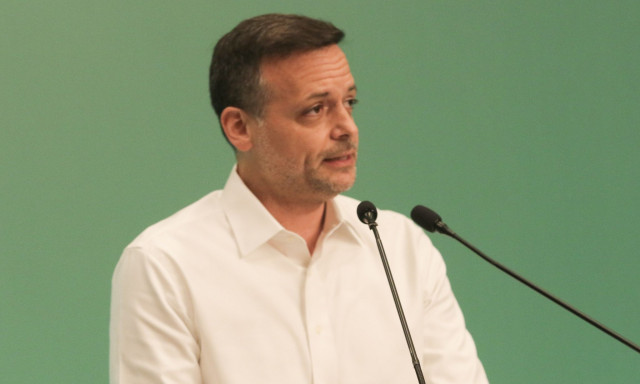 Χάρης Δούκας: «Πρέπει να αλλάξει το καταστατικό του ΠΑΣΟΚ» - Η αντιπαράθεση με τον Κώστα Μπακογιάννη