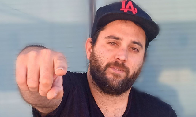 Πέθανε ο ράπερ «Αιφνίδιος» σε ηλικία 37 ετών