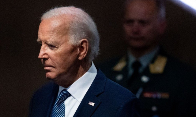 Αγύριστο κεφάλι ο Μπάιντεν, δεν ακούει ούτε τους δικούς του που του λένε τι πρέπει να κάνει