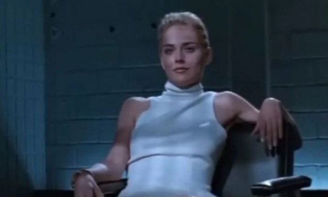 Σάρον Στόουν: Εξηγεί για πρώτη φορά γιατί δεν έκοψε την επίμαχη σκηνή στο «Βασικό Ένστικτο»