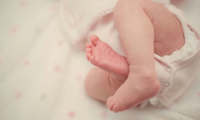 Σοκ στην Αχαΐα - Νεκρό βρέφος 30 ημερών