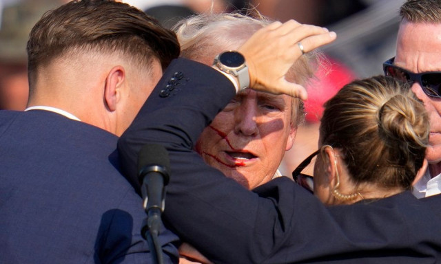 Πώς απαθανάτισε ο φακός την απόπειρα δολοφονίας του Ντόναλντ Τραμπ