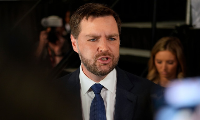 Ο Τζέι Ντι Βανς γερουσιαστής του Οχάιο η επιλογή Τραμπ για αντιπρόεδρο