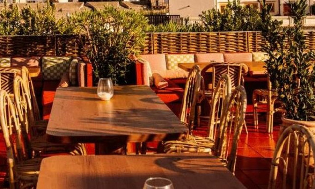 Έβγαλαν «λαυράκια» οι έλεγχοι σε εστιατόρια - καφετέριες: Ξέχασαν αποδείξεις