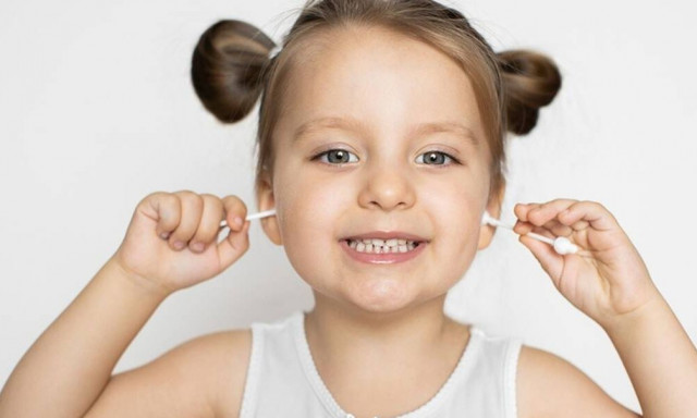 Θέλει τρόπο ο καθαρισμός των αυτιών μας - Τι να κάνουμε μετά από θάλασσα και πισίνα