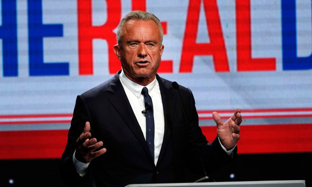 Εκλογές ΗΠΑ: Δεν αποσύρει την υποψηφιότητά του ο Ρόμπερτ Φ. Κένεντι ο νεότερος