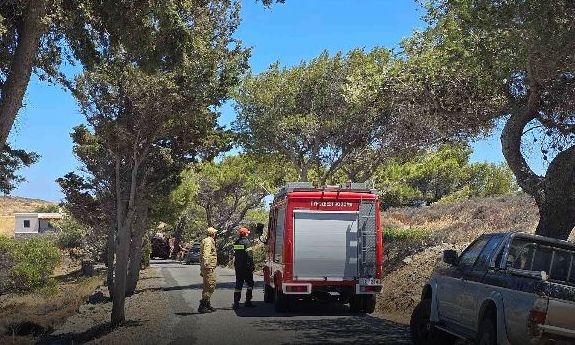 Σύρος: Χωρίς ενεργό μέτωπο η φωτιά στα Χρούσα