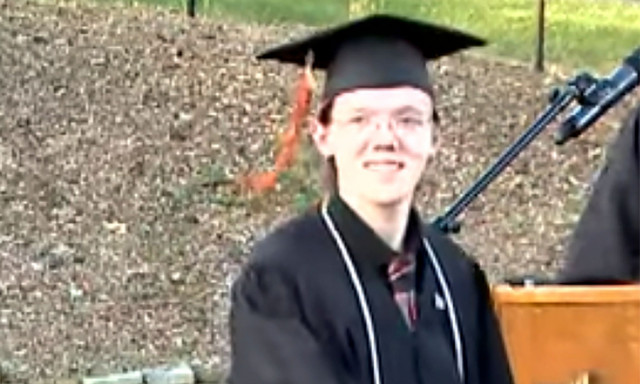 Απόπειρα δολοφονίας Τραμπ: «Πυκνώνει» το μυστήριo για τα κίνητρα του δράστη - Σε αδιέξοδο το FBI