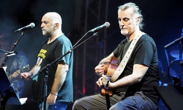 Πυξ Λαξ και Κώστας Τουρνάς μαζί στο Δημοτικό Θέατρο Λυκαβηττού