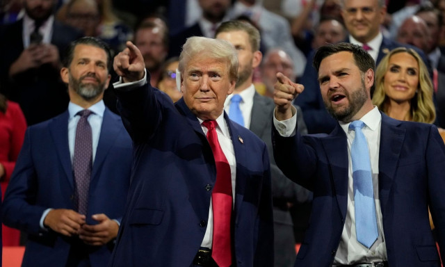 Τραμπ: Τον υποδέχθηκαν με δάκρυα στο Συνέδριο των Ρεπουμπλικανών - «Αιχμαλώτισε τα πλήθη»