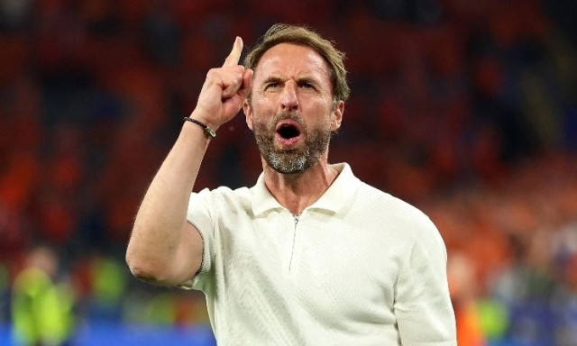 Το «γούρι» του Γκάρεθ Σάουθγκεϊτ έγινε sold out: Ένα μπλουζάκι πόλο των 50 ευρώ