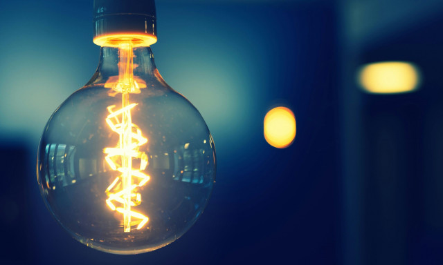 Νυχτερινό ρεύμα: Πότε τίθεται σε εφαρμογή το χειμερινό ωράριο - Πώς θα εξοικονομήσετε ενέργεια