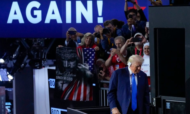 Ψήφο εμπιστοσύνης στον Τραμπ δίνουν πρώην αντίπαλοί του - Μήνυμα ενότητας από τους Ρεπουμπλικανούς