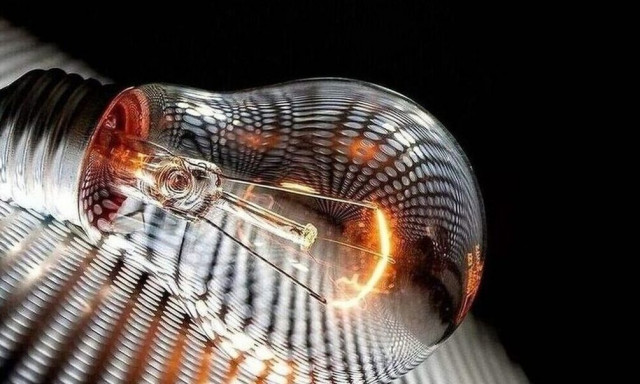 Ρεύμα: Η δέσμη μέτρων στήριξης των νοικοκυριών - Ποια χρωματιστά τιμολόγια επιδοτούνται και πότε