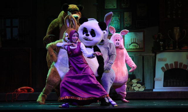 «Η Μάσα και ο Αρκούδος, μια μεγάλη γιορτή», σε σκηνοθεσία της Ταμίλλα Κουλίεβα