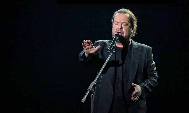 Γιάννης Πάριος: Ζωντανά στο Θέατρο Γης - Η προπώληση ξεκίνησε