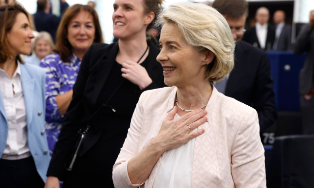 Ούρσουλα φον ντερ Λάιεν: «Αισθάνομαι ευγνώμων για την εμπιστοσύνη που μου έδειξε η πλειοψηφία»