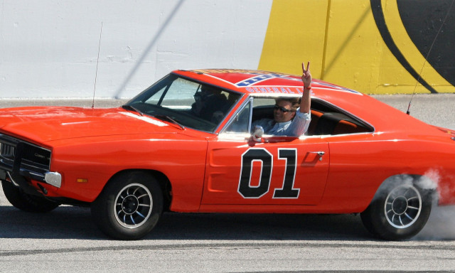 Τζον Σνάιντερ: Έκλεψαν τις στάχτες της συζύγου του πρωταγωνιστή των «Ντιουκς»