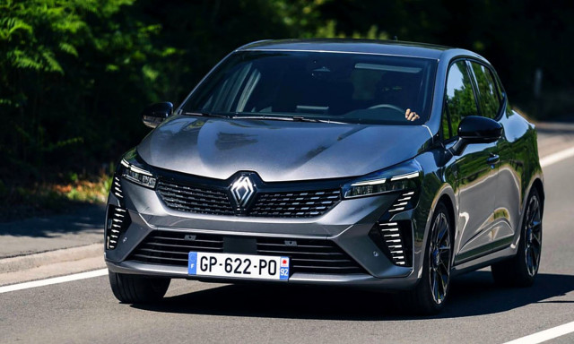 Renault: Το Clio με δώρο το μισό ΦΠΑ